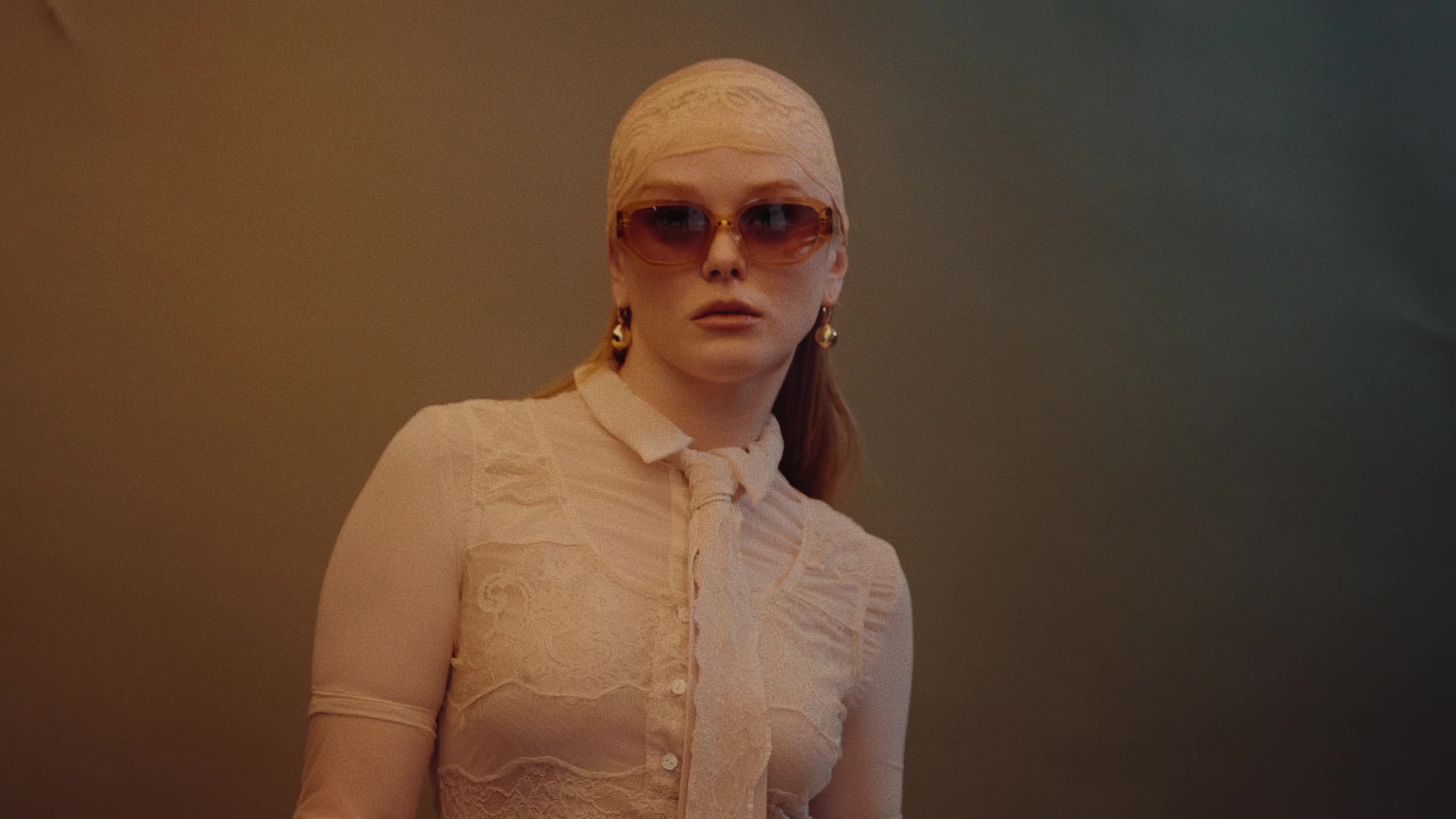 abigailcowennetowork_xmagglobal_bts_shoot_000022.jpg