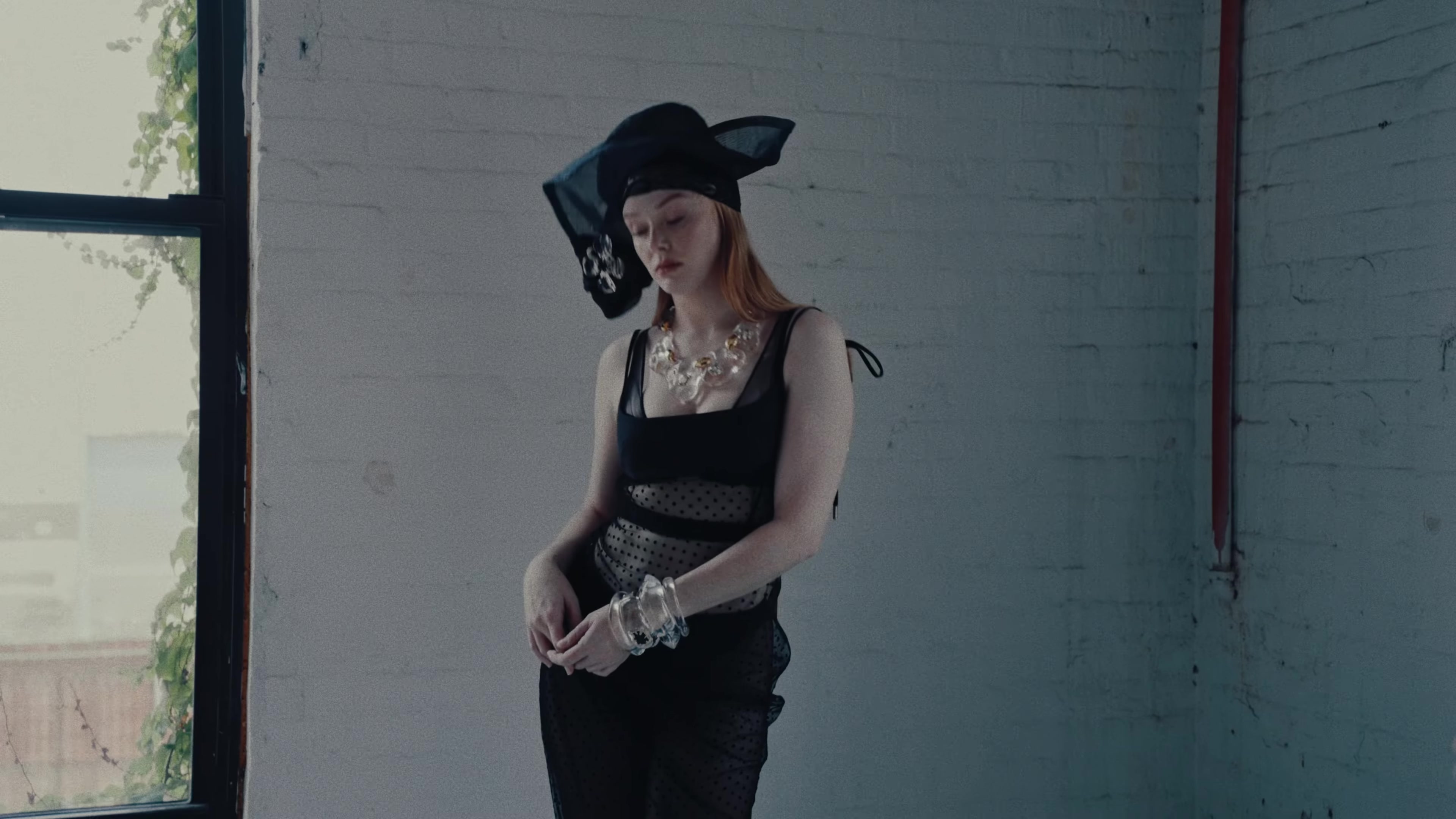 abigailcowennetowork_xmagglobal_bts_shoot_000024.jpg
