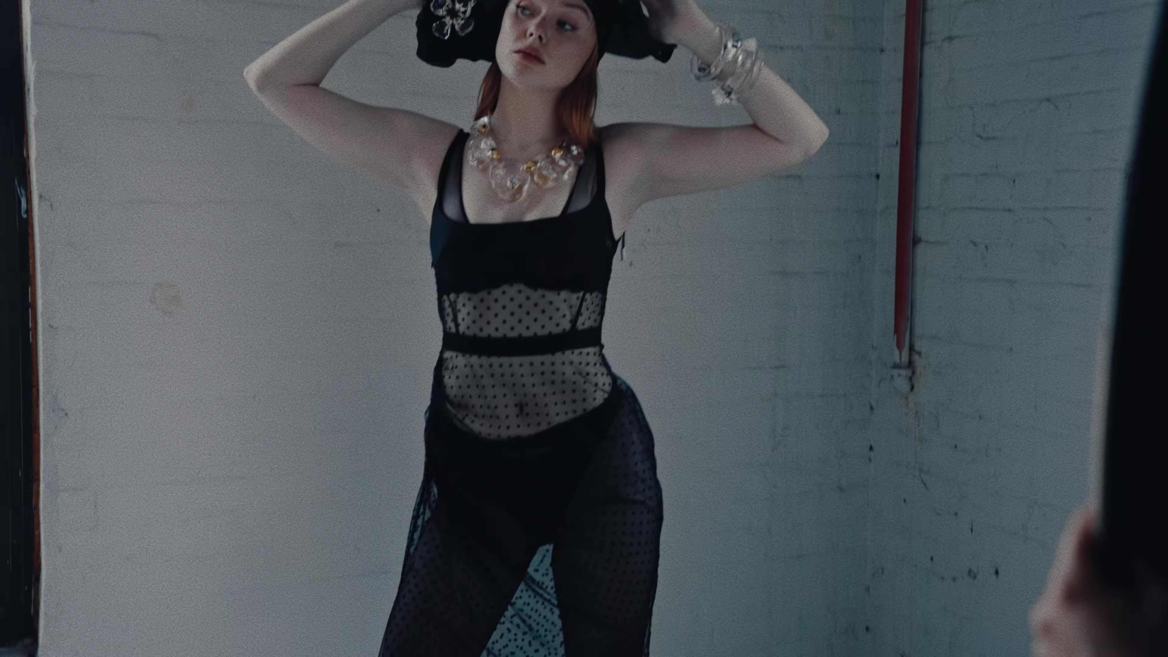 abigailcowennetowork_xmagglobal_bts_shoot_000025.jpg