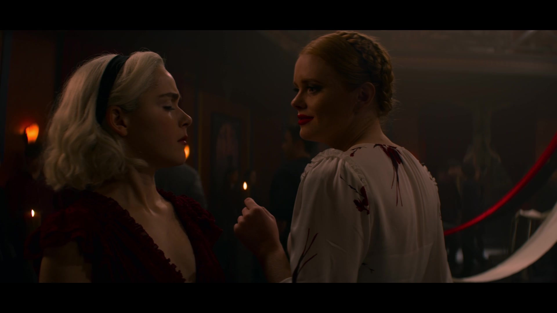 Chilling_Adventures_of_Sabrina_S02E03_iNTERNAL_1080p_ACN_001448.jpg