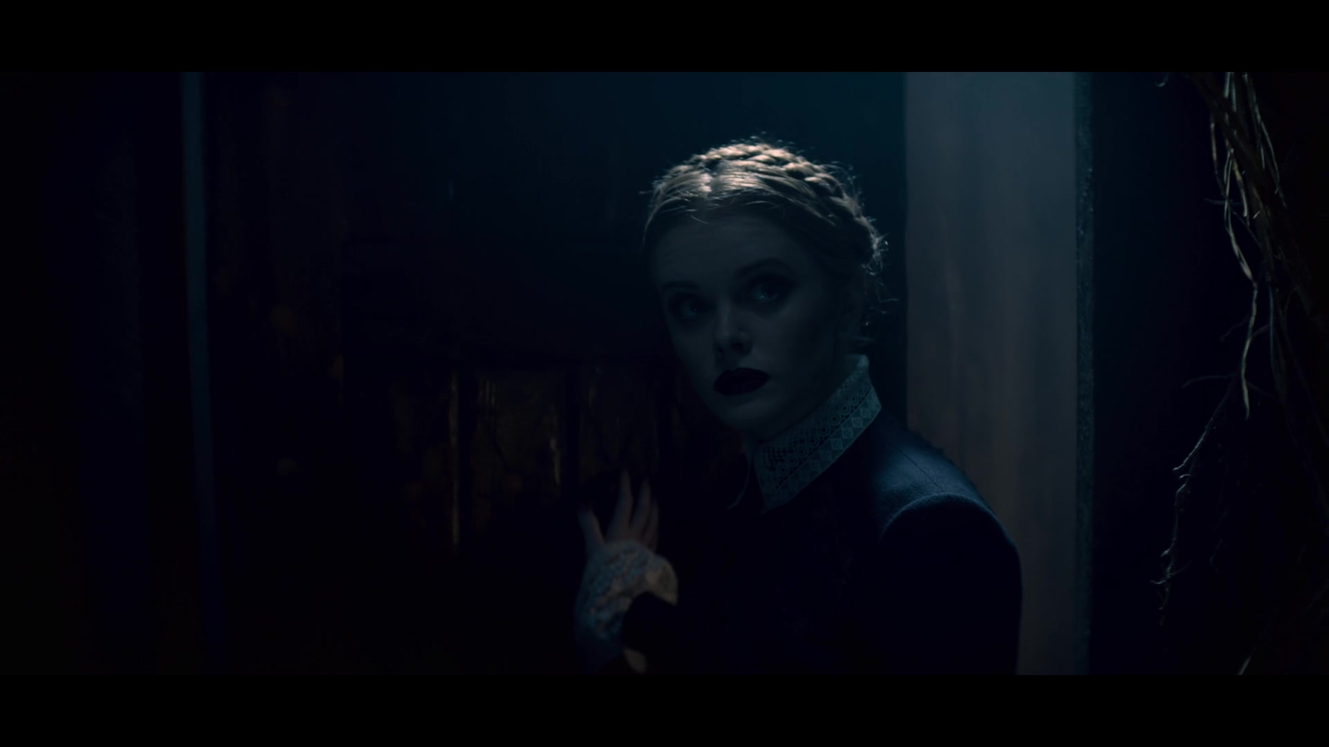 Chilling_Adventures_of_Sabrina_S02E06_iNTERNAL_1080p_ACN_000979.jpg