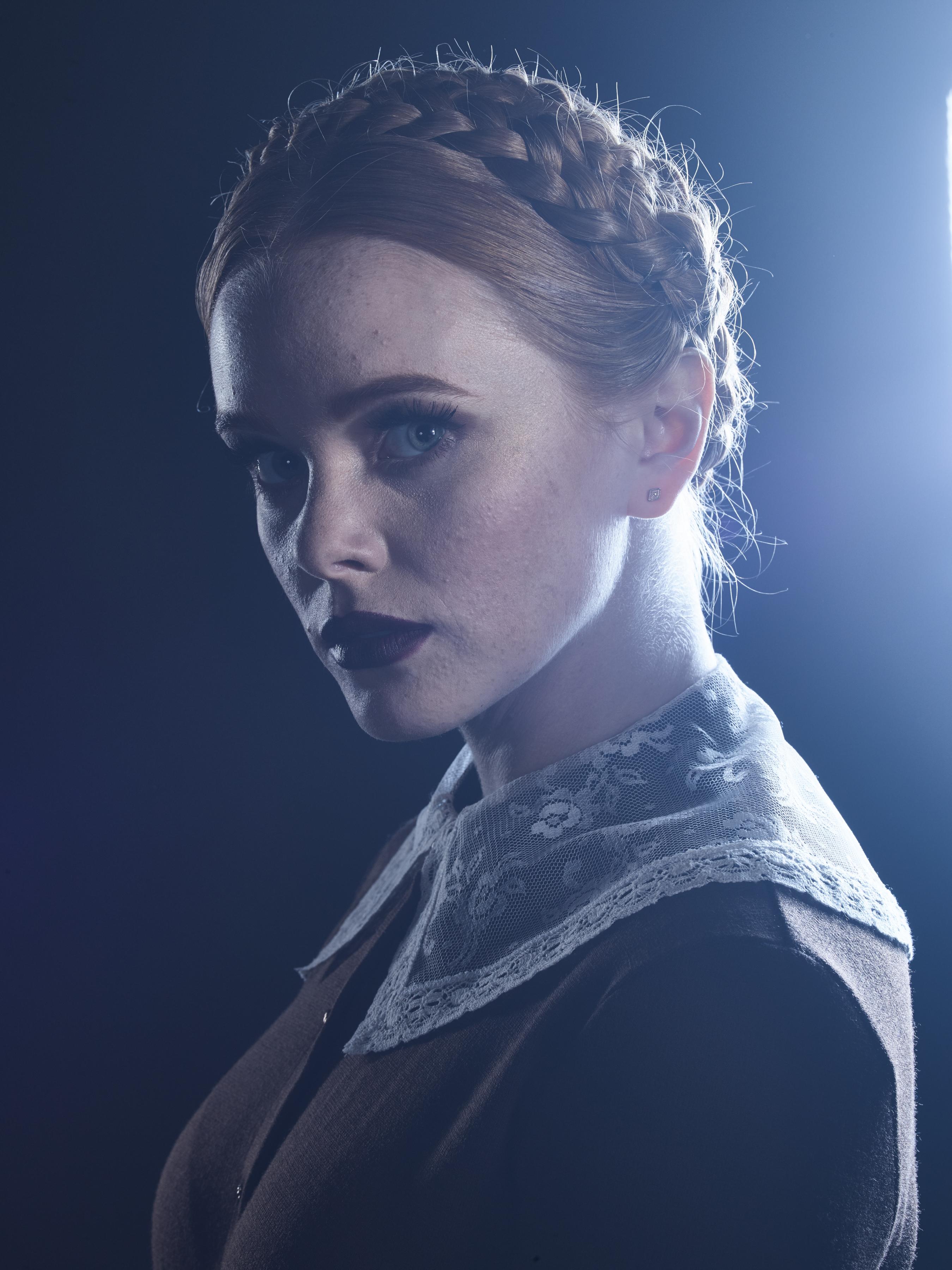 CAOS_S1_Promoshoot_Set_ACN_281129.jpg