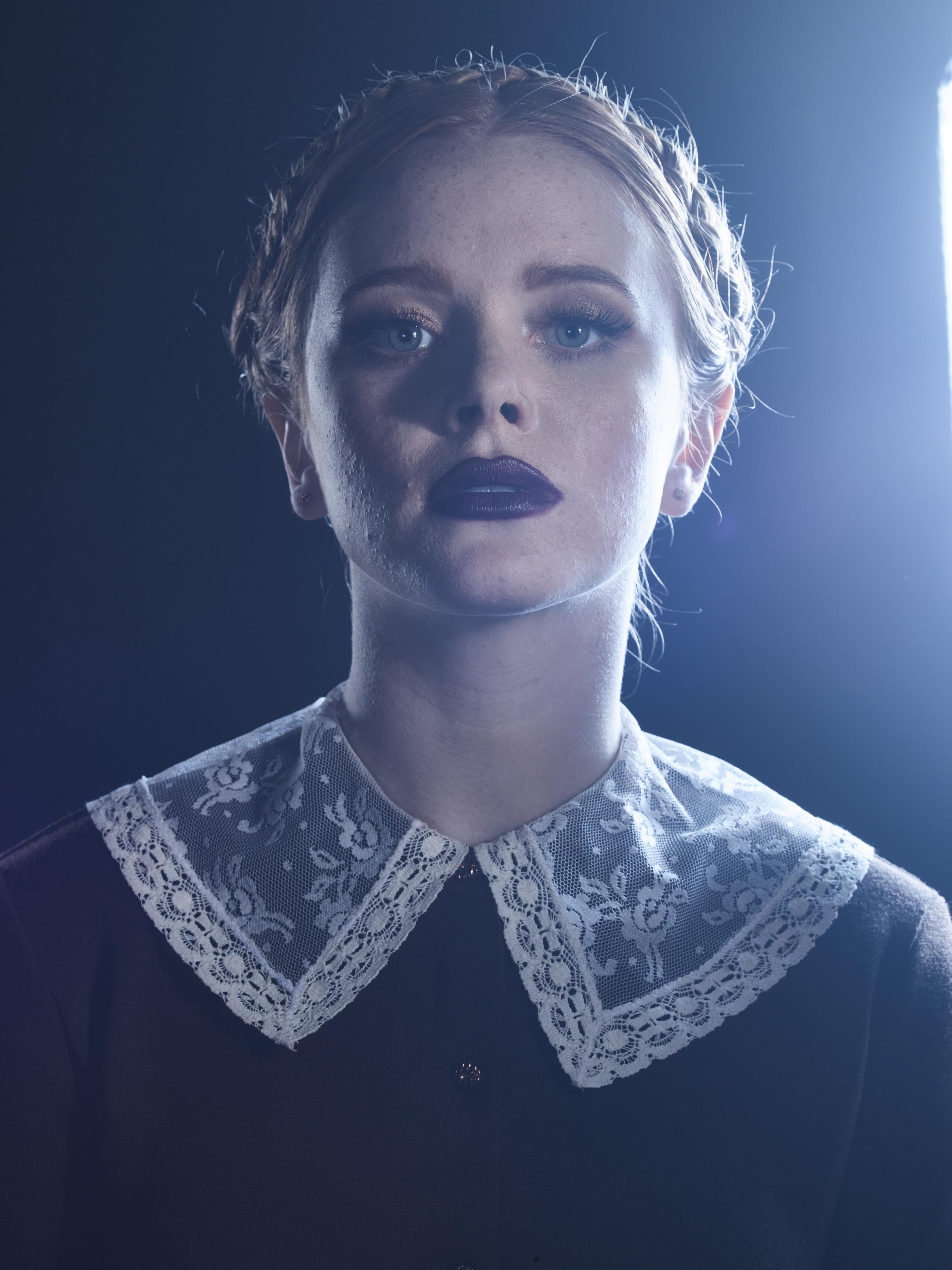 CAOS_S1_Promoshoot_Set_ACN_28329.jpg
