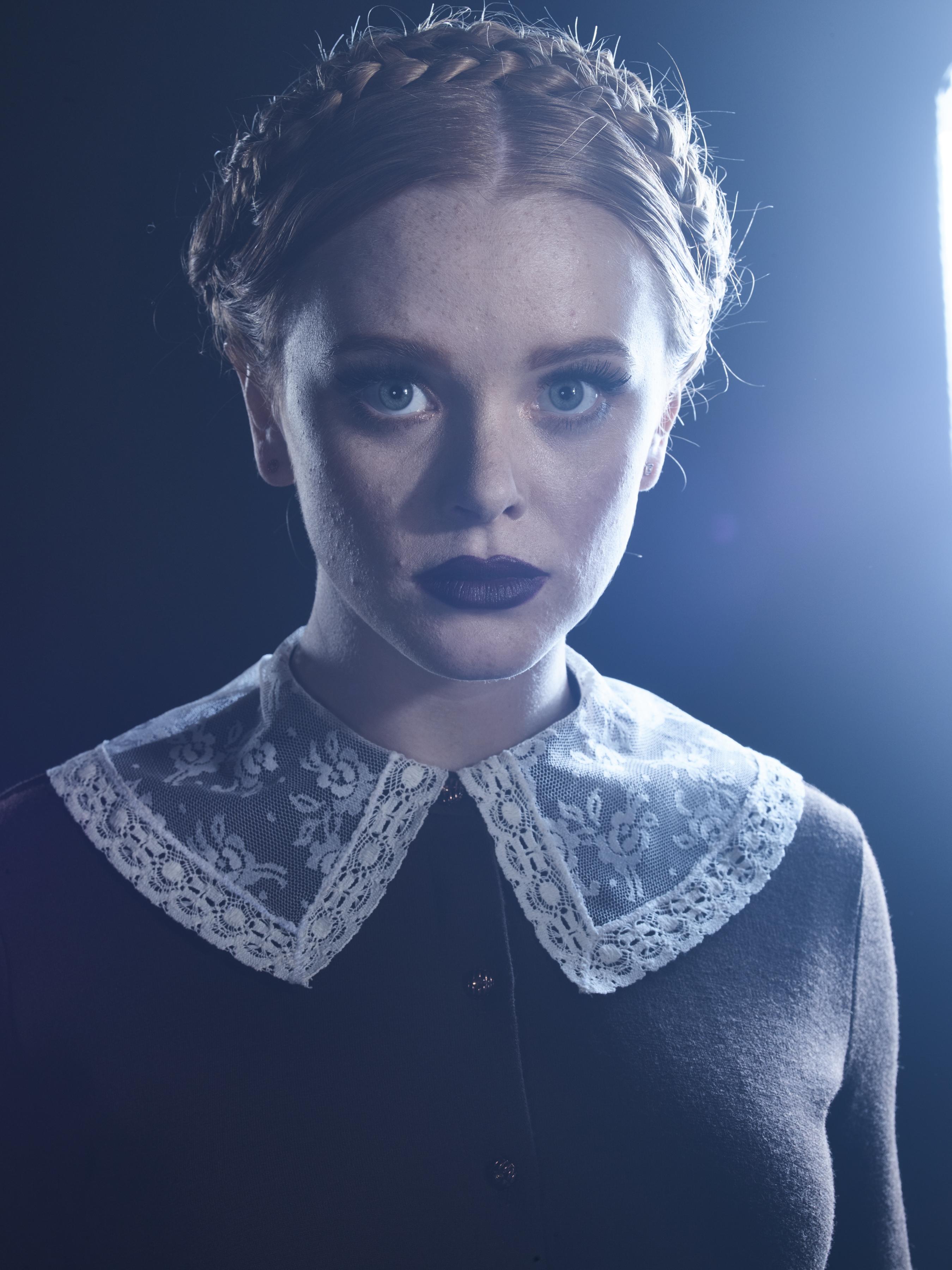 CAOS_S1_Promoshoot_Set_ACN_283329.jpg
