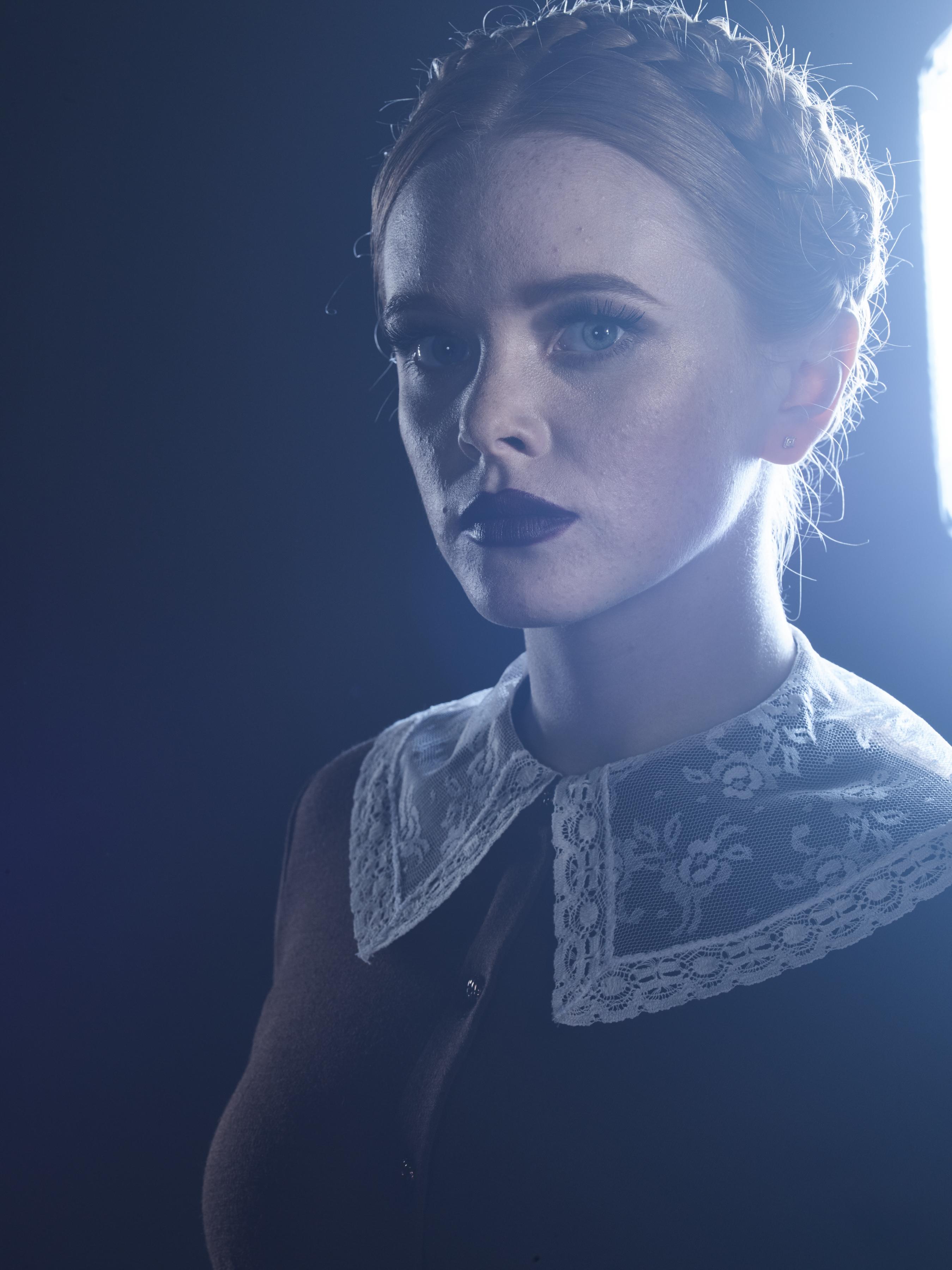 CAOS_S1_Promoshoot_Set_ACN_283729.jpg
