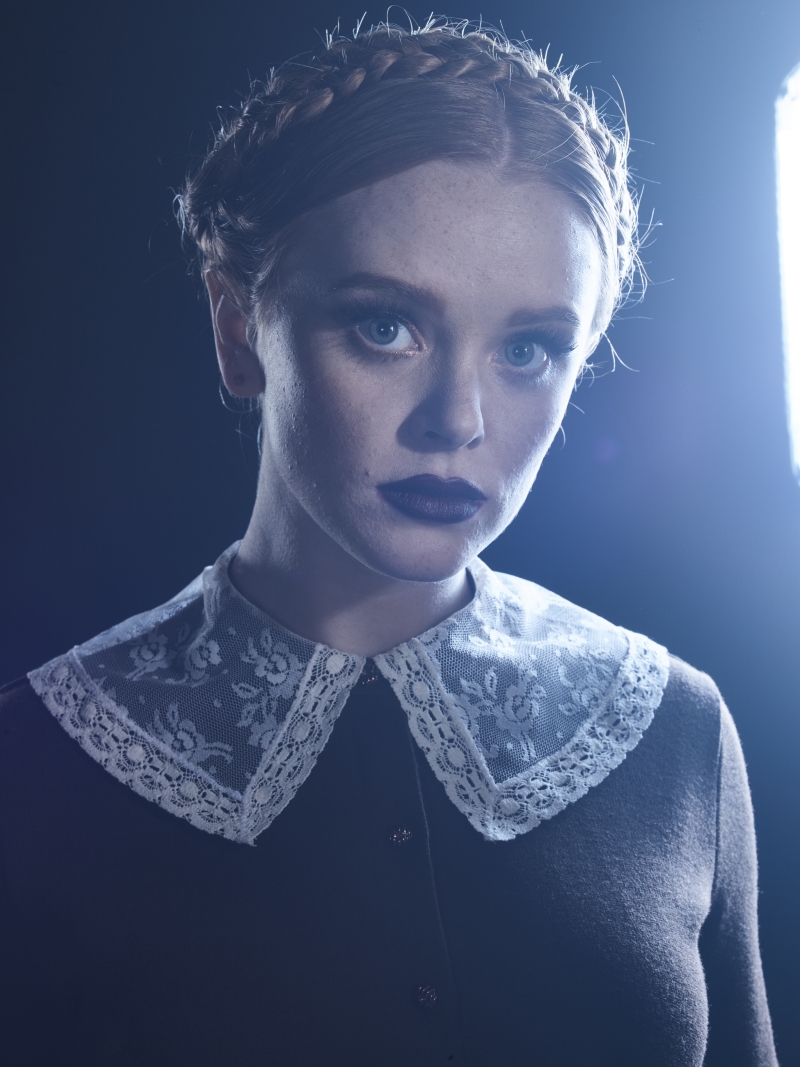 Click to view full size image
==============
CAOS_S1_Promoshoot_Set_ACN_283129.jpg CAOS_S1_Promoshoot_Set_ACN_283129.jpg