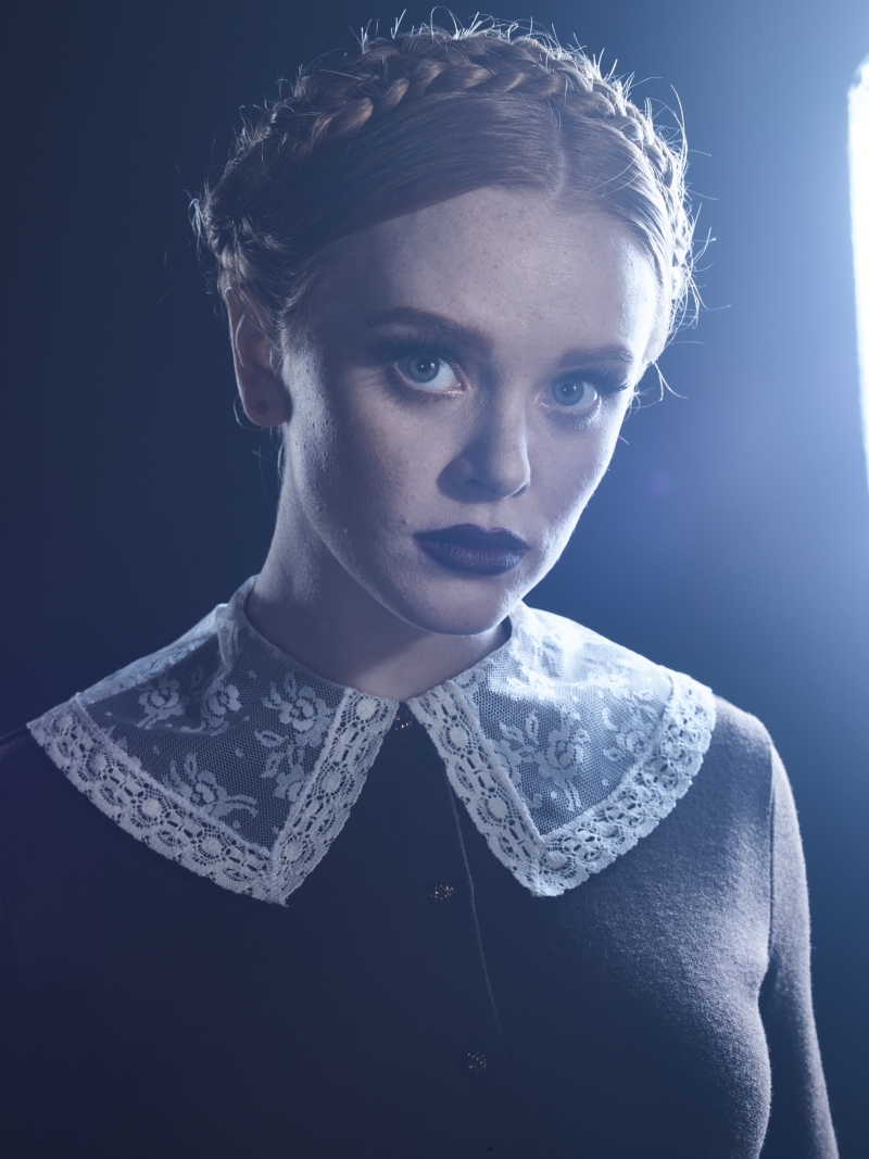 Click to view full size image
==============
CAOS_S1_Promoshoot_Set_ACN_283229.jpg CAOS_S1_Promoshoot_Set_ACN_283229.jpg