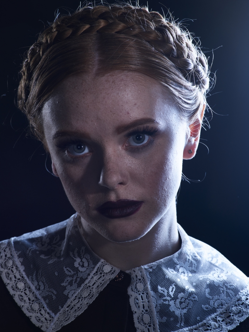 Click to view full size image
==============
CAOS_S1_Promoshoot_Set_ACN_283929.jpg CAOS_S1_Promoshoot_Set_ACN_283929.jpg